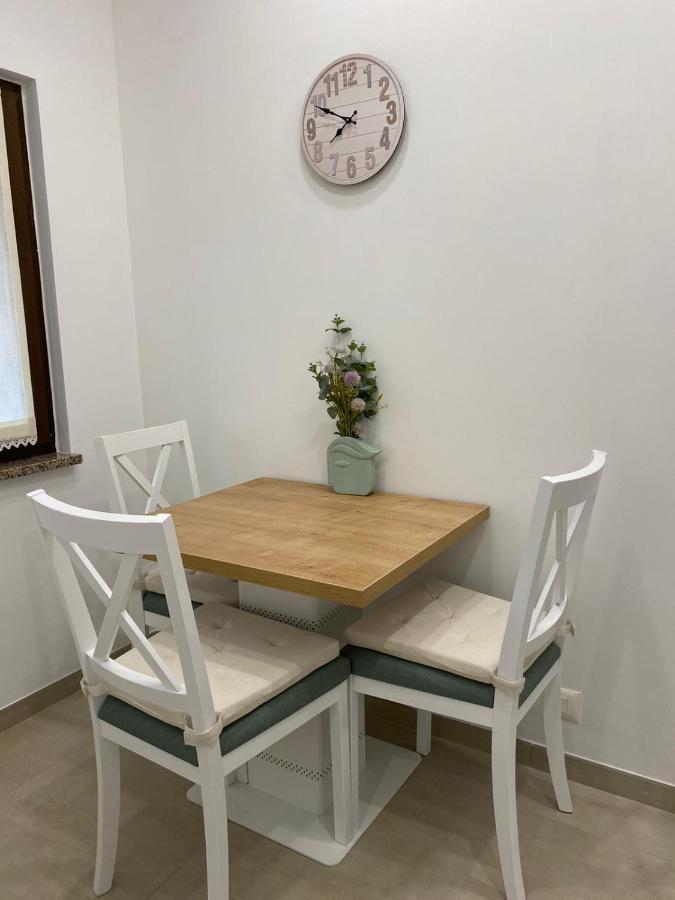 Apartmani Dorijana 브르사르 외부 사진